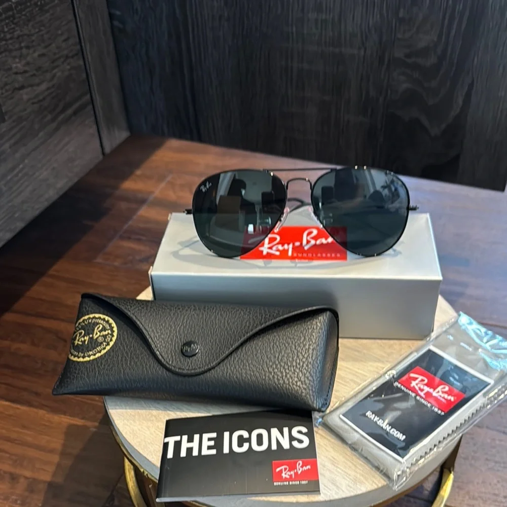 Ray-Ban NEW Aviator Large Metal RB3025 58-014-135 Glasses with Case with Box